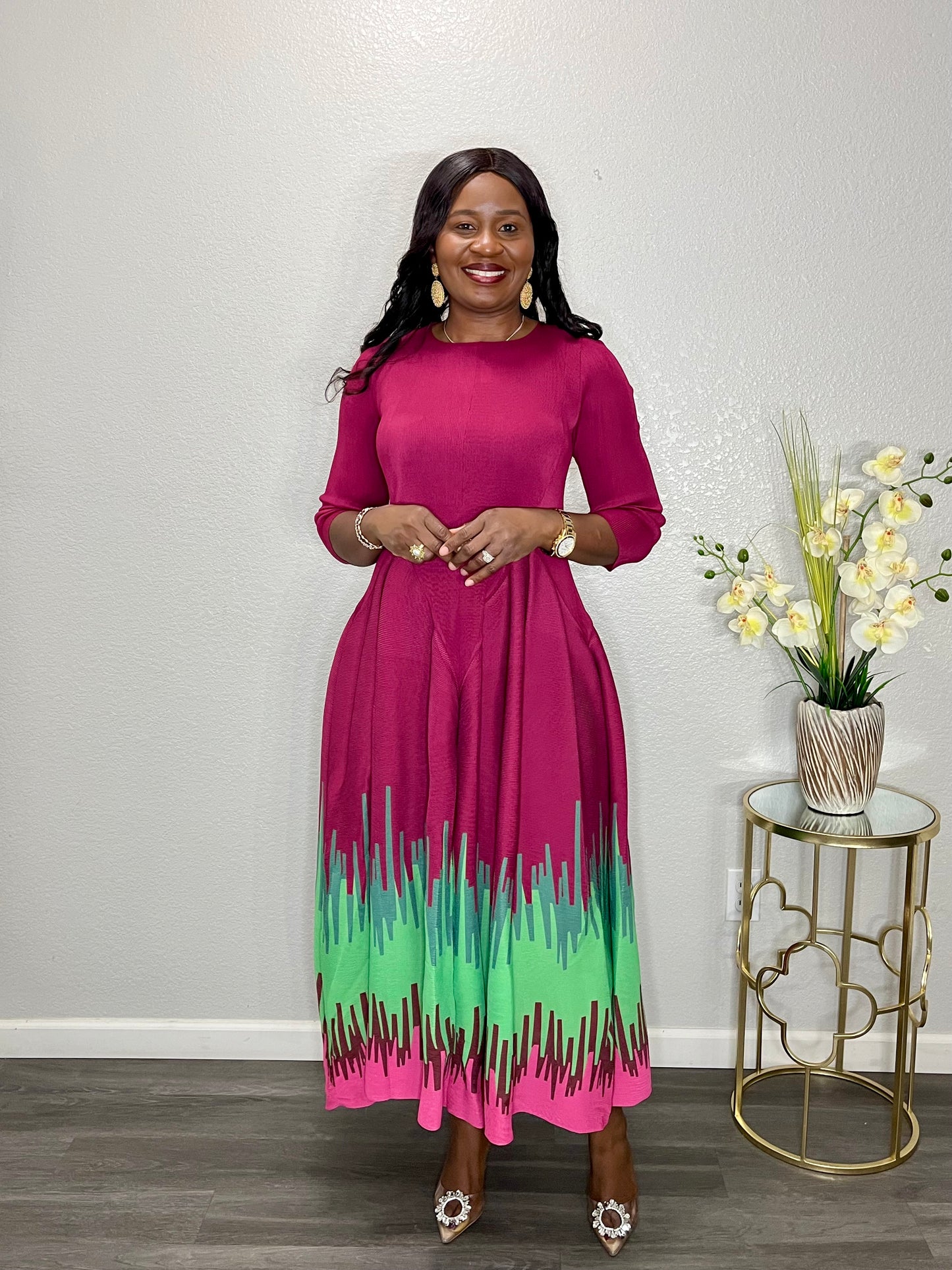 Color Detail Shift Dress